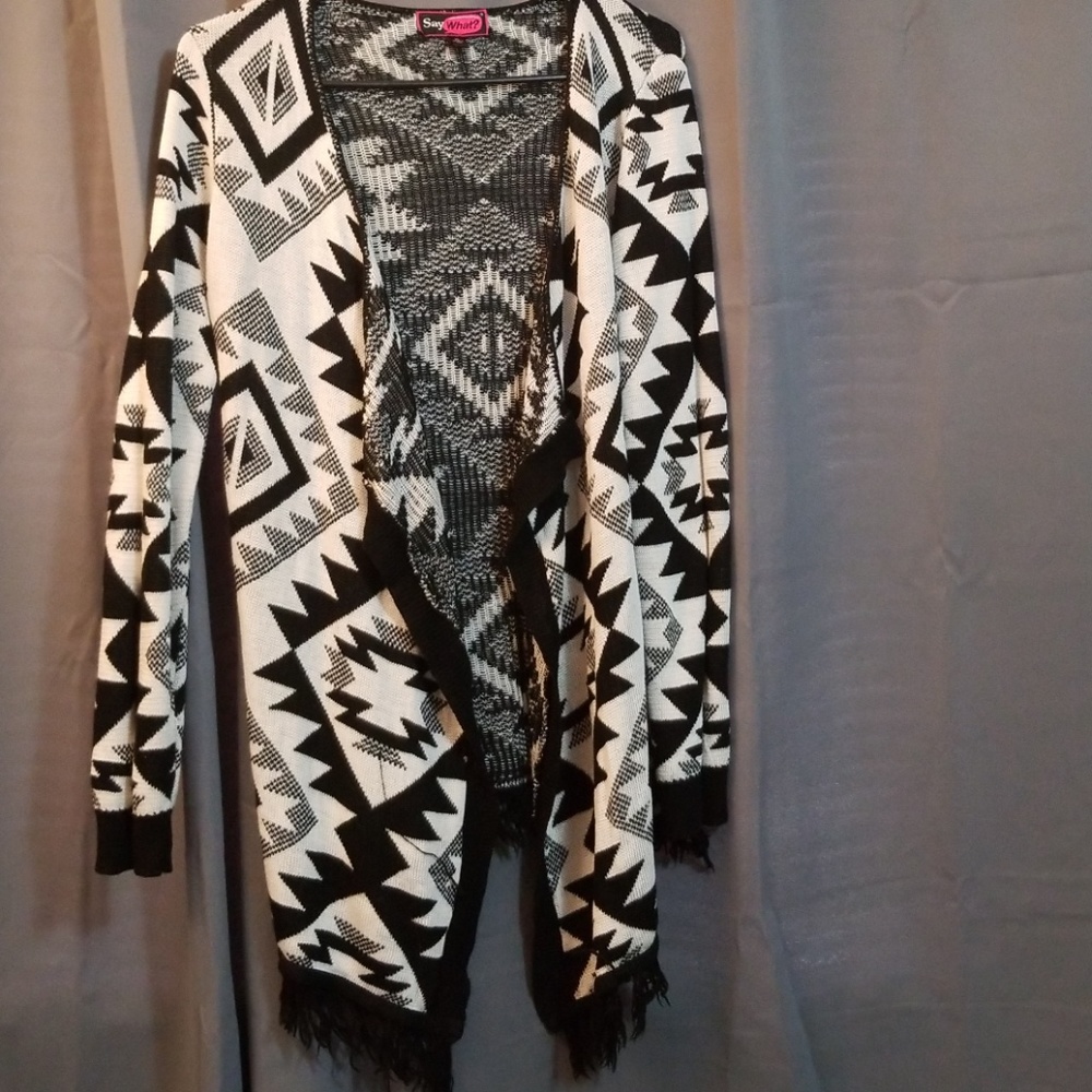 B&W design fringe Sweater